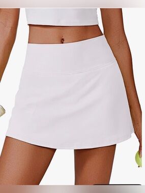 NWT Amazon Pinspark High-Waisted Skort
